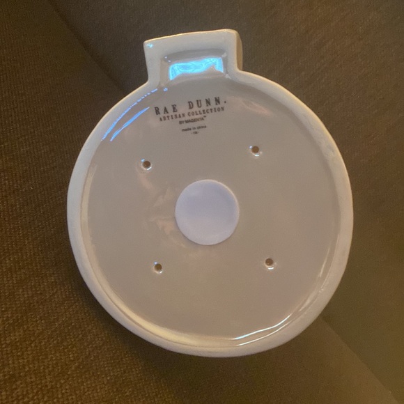 Rae Dunn LL There’s Snow Place Like Home Igloo Birdhouse - Picture 3 of 4